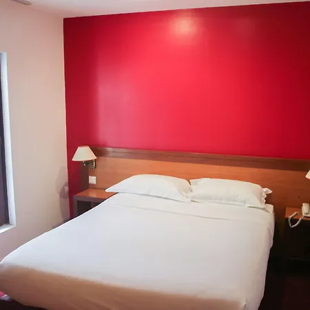 La Dependance מלון