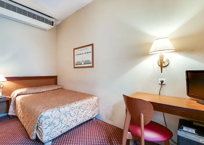 Szálloda La Dependance Párizs