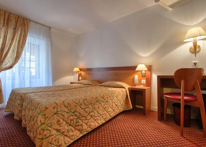 La Dependance 3* Párizs