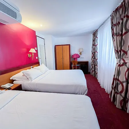 Hotel La Dependance 3*