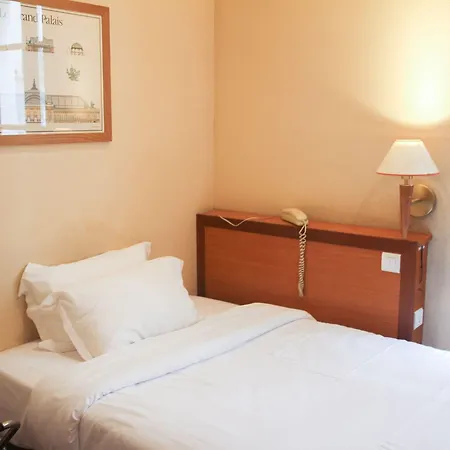 La Dependance 3* Paris