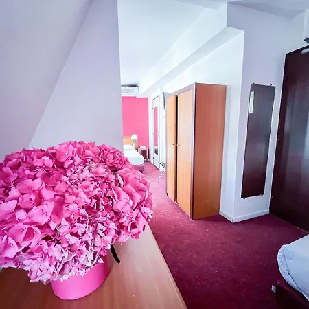 Hotel La Dependance