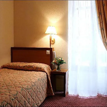 La Dependance 3* Paris